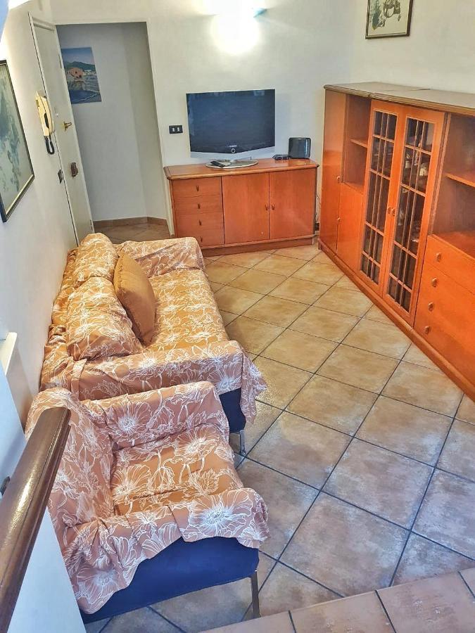 Ubetty Village Center Two-Bedrooms Apartment 5Terreparco Riomaggiore Bagian luar foto