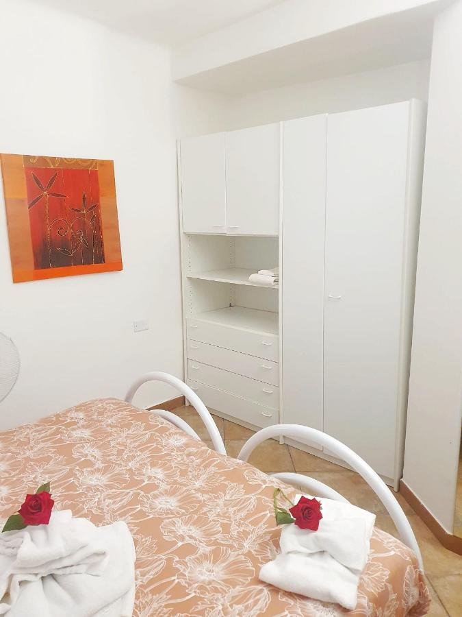 Ubetty Village Center Two-Bedrooms Apartment 5Terreparco Riomaggiore Bagian luar foto
